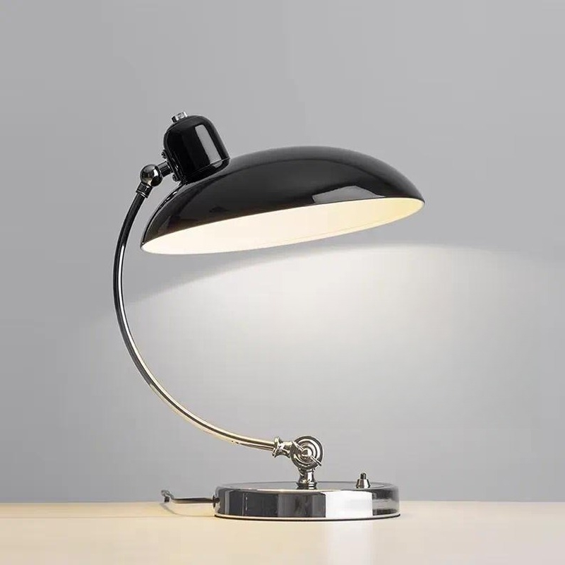 Light Switch - Moderne draadloze bureaulamp met een klassiek,